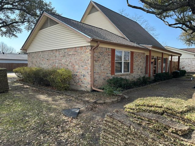 1002 Tahoe Drive, Garland, TX 75043