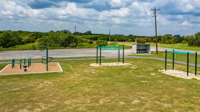 620 Anglers Point, Bluff Dale, TX 76433