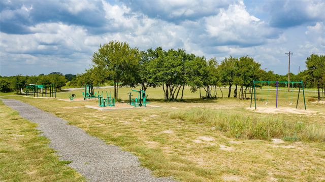 620 Anglers Point, Bluff Dale, TX 76433
