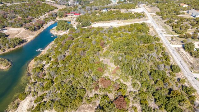 620 Anglers Point, Bluff Dale, TX 76433