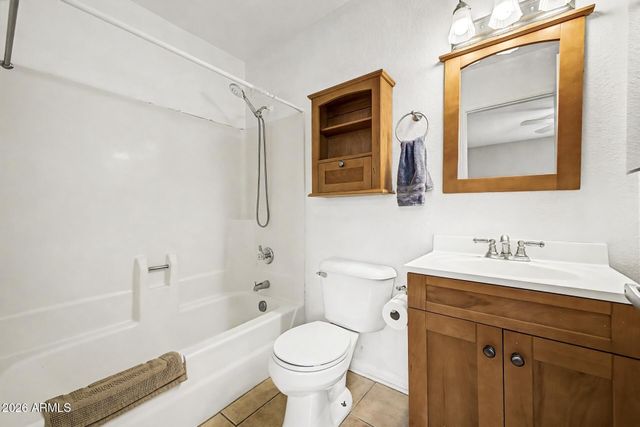 461 W HOLMES Avenue 283, Mesa, AZ 85210