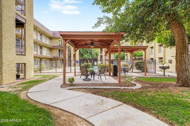 461 W HOLMES Avenue 283, Mesa, AZ 85210
