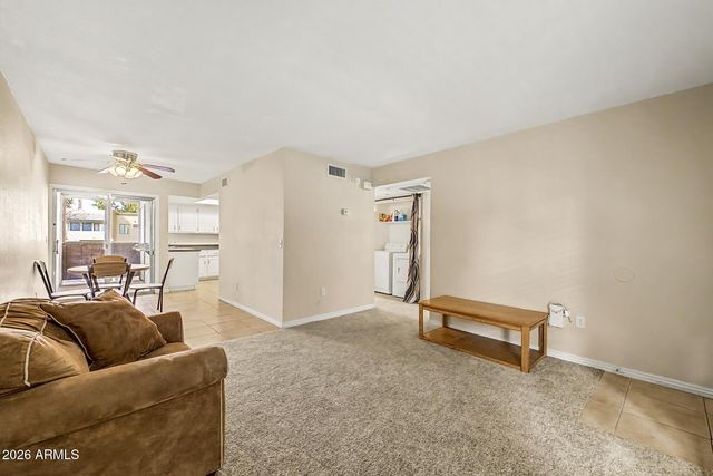 461 W HOLMES Avenue 283, Mesa, AZ 85210