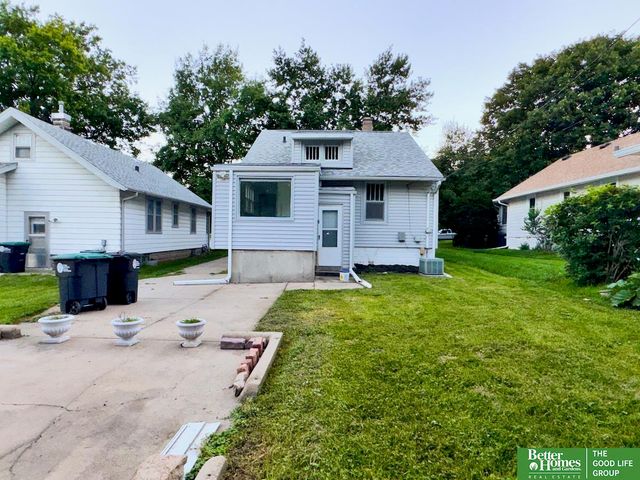 909 S 55 Street, Omaha, NE 68106