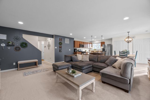 353 Kear Street, Lockbourne, OH 43137