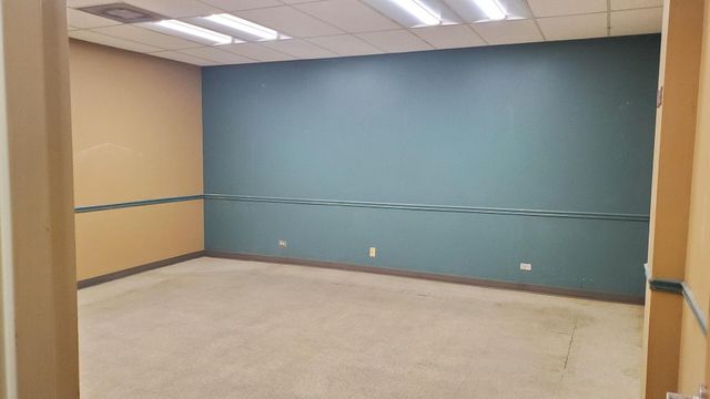 4301 W Grand Avenue, Chicago, IL 60651