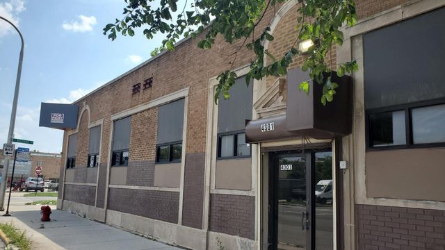 4301 W Grand Avenue, Chicago, IL 60651