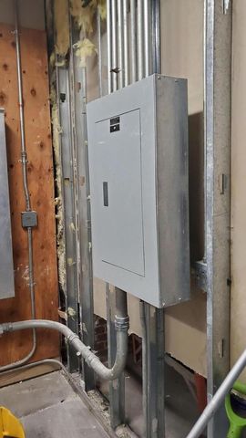 4301 W Grand Avenue, Chicago, IL 60651