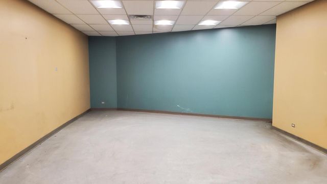 4301 W Grand Avenue, Chicago, IL 60651