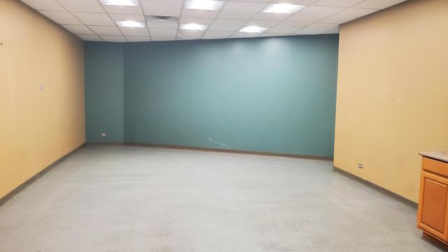 4301 W Grand Avenue, Chicago, IL 60651