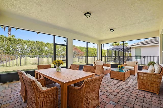 10139 SW Cypress Wood Court, Port St. Lucie, FL 34987