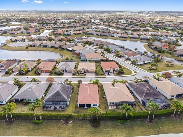 10139 SW Cypress Wood Court, Port St. Lucie, FL 34987