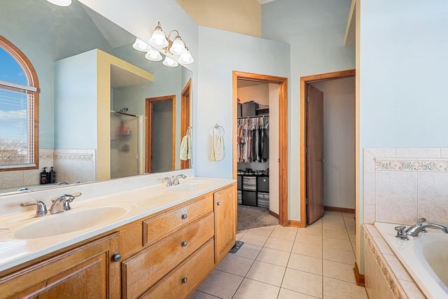 863 White Tail Bend, Manteno, IL 60950