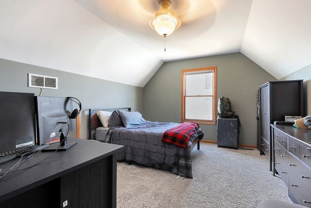 863 White Tail Bend, Manteno, IL 60950