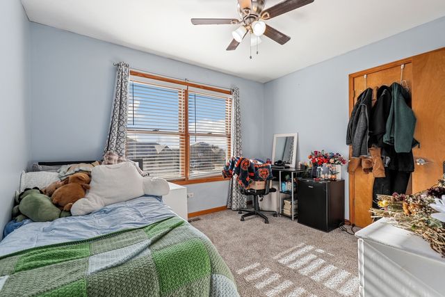 863 White Tail Bend, Manteno, IL 60950