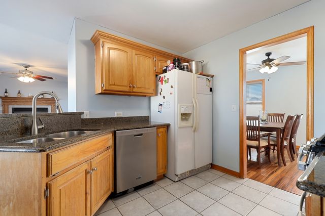 863 White Tail Bend, Manteno, IL 60950