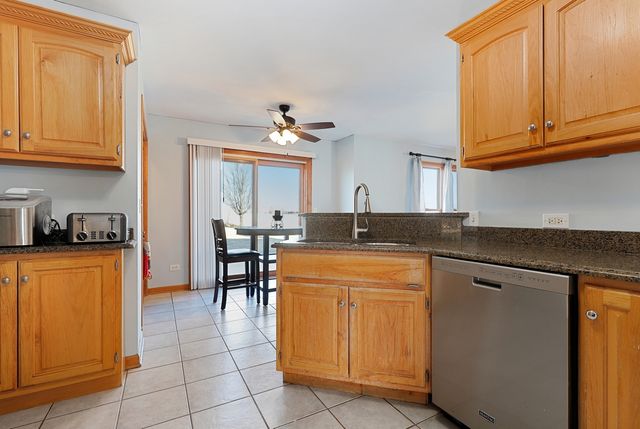 863 White Tail Bend, Manteno, IL 60950