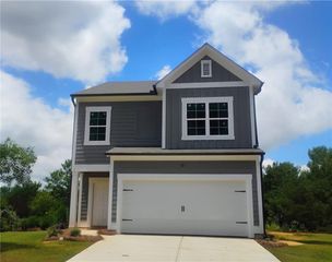 158 Millers Lane, Calhoun, GA 30701