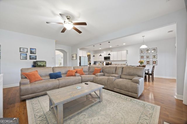 129 Endicott Drive, Savannah, GA 31419
