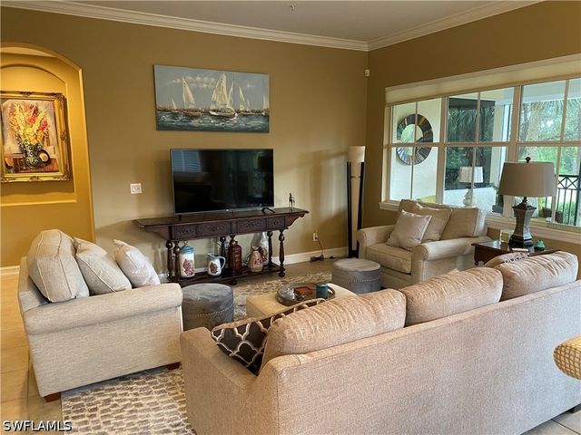 2662 Bolero DR 1002, Naples, FL 34109