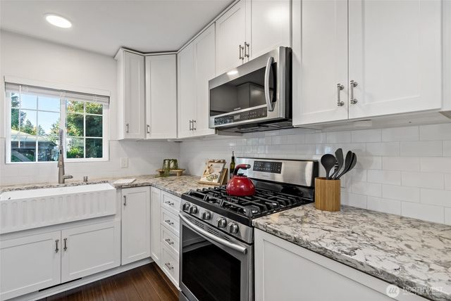 8105 44th Street W, University Place, WA 98466