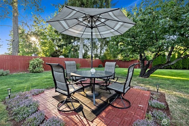 8105 44th Street W, University Place, WA 98466