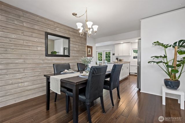 8105 44th Street W, University Place, WA 98466