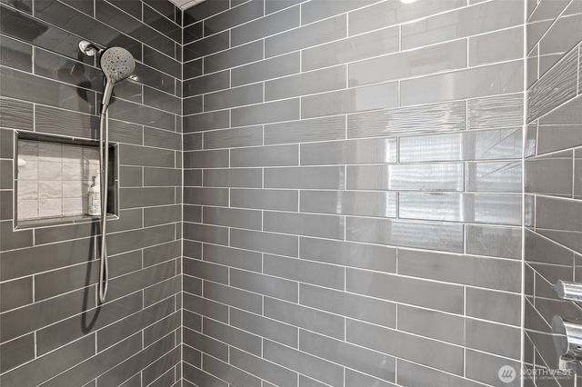8105 44th Street W, University Place, WA 98466
