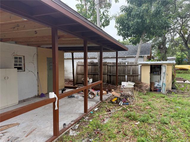 510 3RD AVENUE NE, Largo, FL 33770