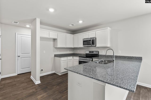 36 Harmon Road, Hopkins, SC 29061
