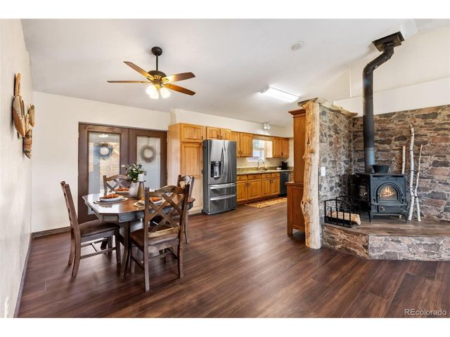34 Fetlock Cir, Florissant, CO 80816