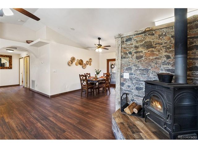 34 Fetlock Cir, Florissant, CO 80816