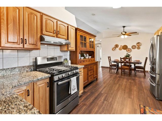 34 Fetlock Cir, Florissant, CO 80816