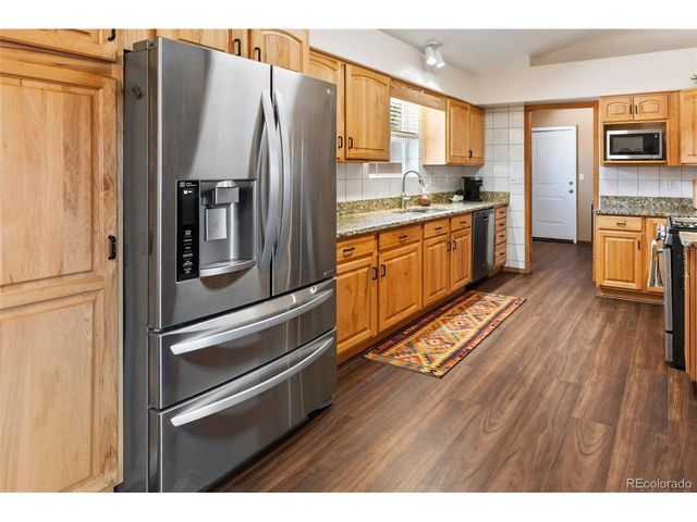 34 Fetlock Cir, Florissant, CO 80816