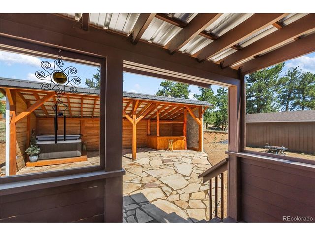 34 Fetlock Cir, Florissant, CO 80816