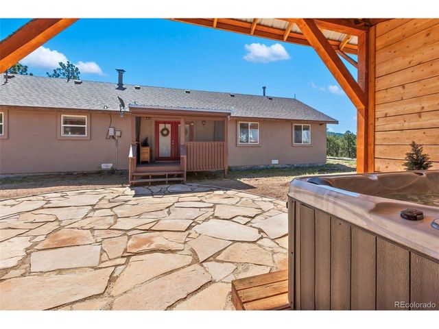 34 Fetlock Cir, Florissant, CO 80816