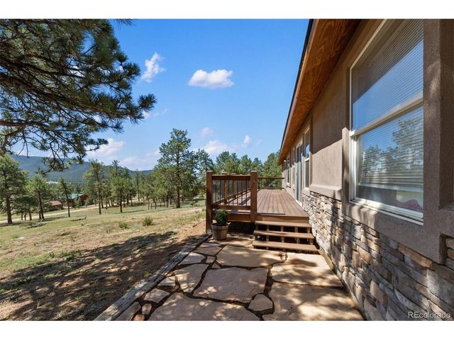 34 Fetlock Cir, Florissant, CO 80816