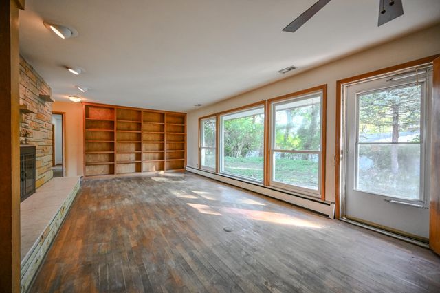 345 E Enon Road 345 E Enon Road, Yellow Springs, OH 45387