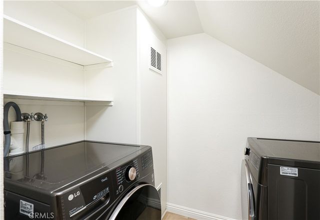 446 Fallingstar, Irvine, CA 92614