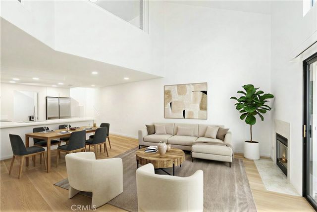 446 Fallingstar, Irvine, CA 92614