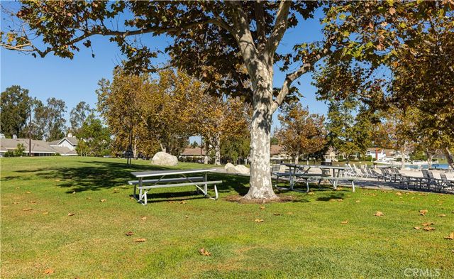 446 Fallingstar, Irvine, CA 92614