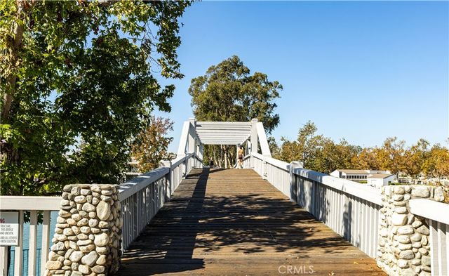 446 Fallingstar, Irvine, CA 92614