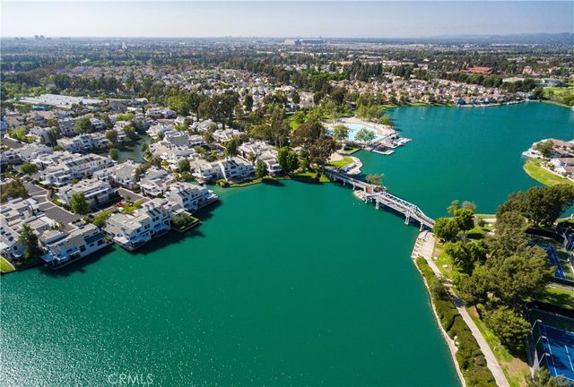 446 Fallingstar, Irvine, CA 92614