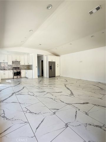 9 Maverick, Irvine, CA 92602