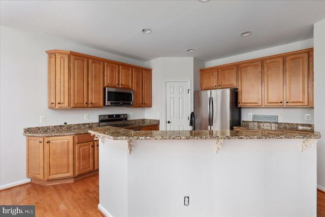 33 POTTERFIELD DR, Lovettsville, VA 20180