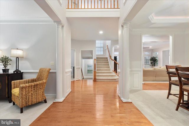 33 POTTERFIELD DR, Lovettsville, VA 20180