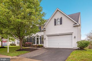 33 POTTERFIELD DR, Lovettsville, VA 20180