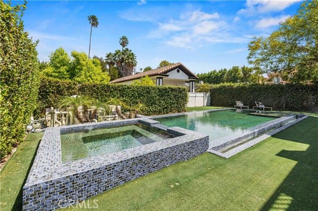 5012 Gerald Avenue, Encino (los Angeles), CA 91436