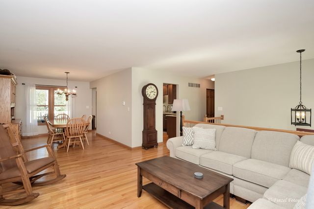 3924 Shiloh Drive, Johnsburg, IL 60051