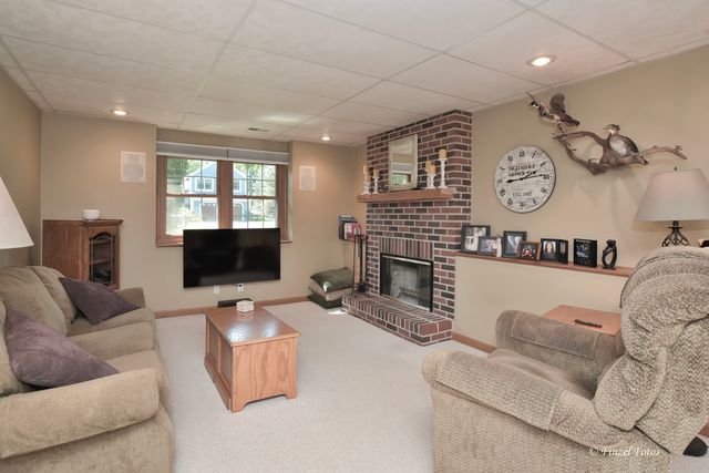 3924 Shiloh Drive, Johnsburg, IL 60051